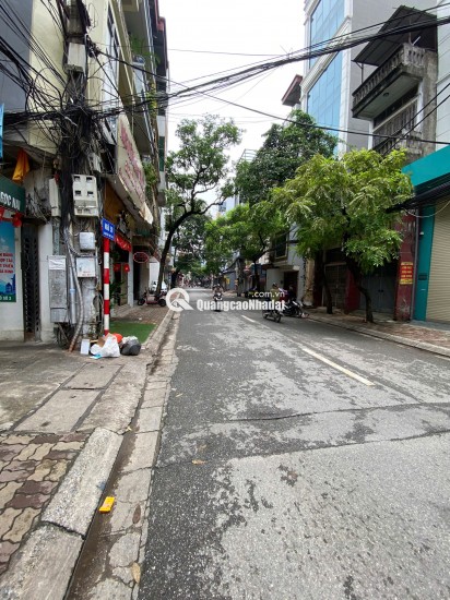 Chính chủ bán toà văn phòng mặt phố kinh doanh sầm uất.